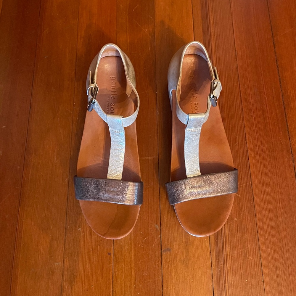 Gentle Souls Silver Brown Platform Sandals T-Strap